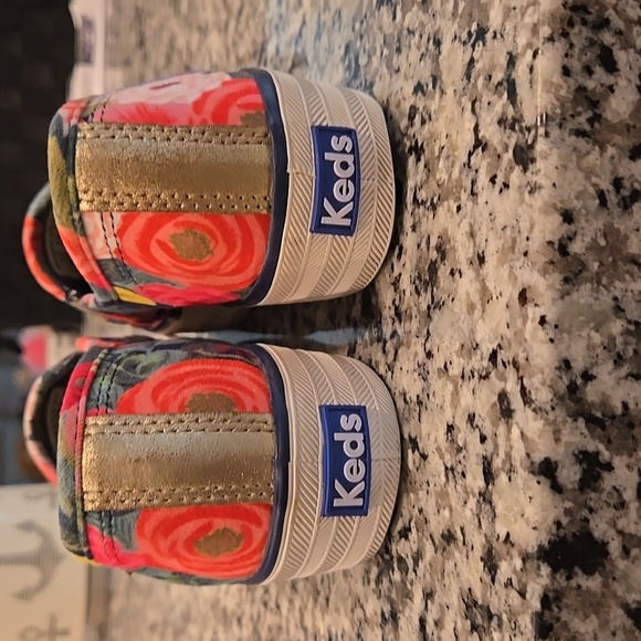 KEDS X RIFLE PAPER CO. TRIPLE DECKER VINTAGE BLOSSOM VELVET SNEAKERS. SIZE 6. - Picture 9 of 13